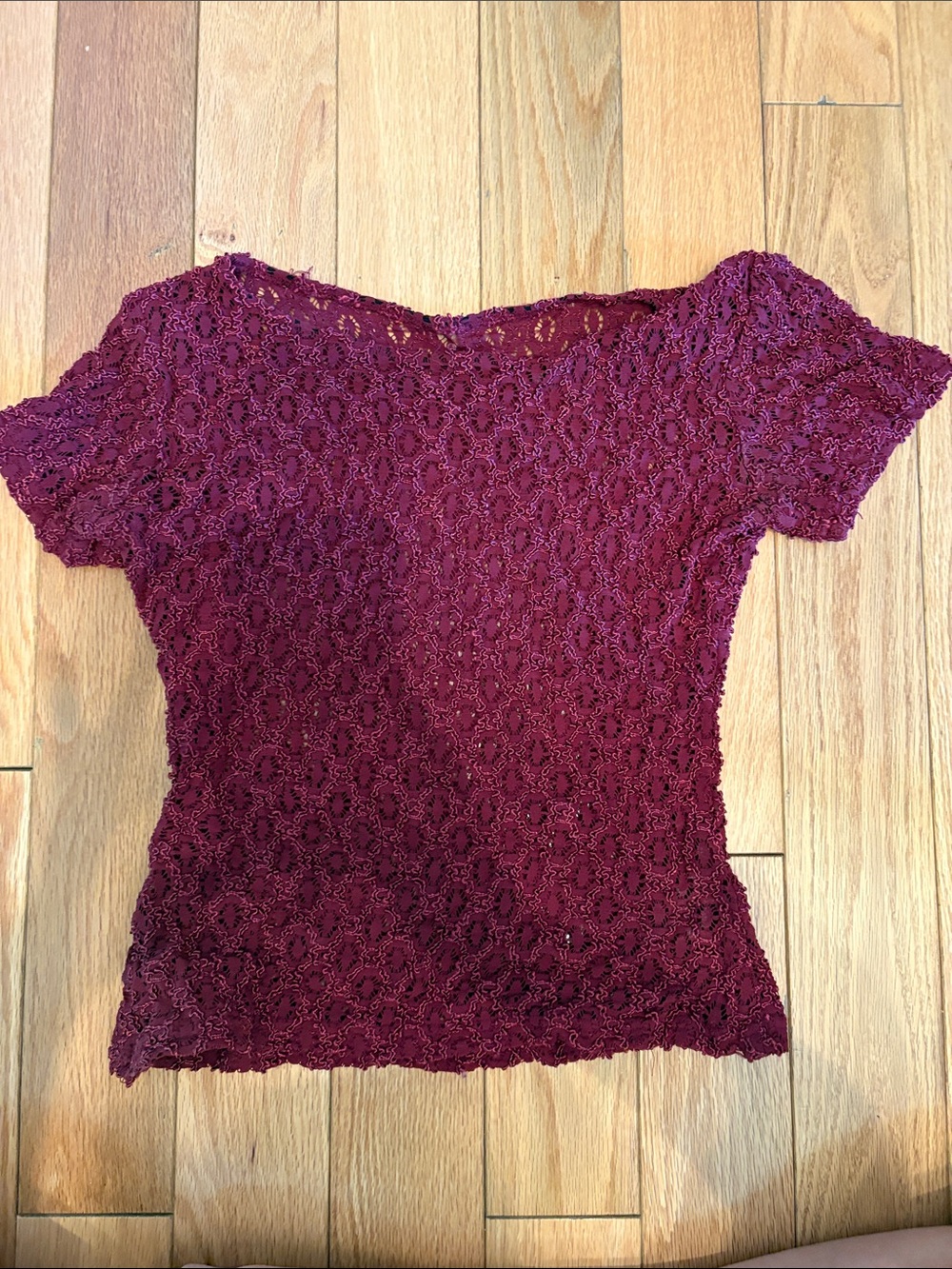 Women's Lace Short-Sleeve Top - Burgundy